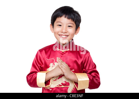 Kleiner Junge gekleidet In traditioneller chinesischer Kleidung Stockfoto