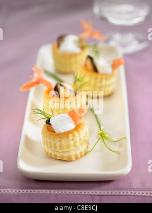 Mini-Meeresfrüchte Vol-au-vents Stockfoto