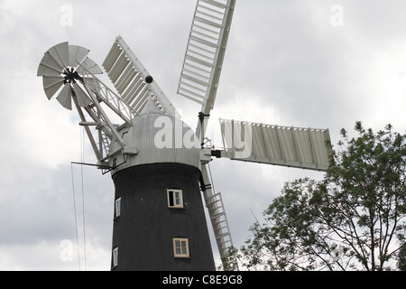 Die fünf segelte Windmühle am Alford - Tower Mill. von Sam Oxley erbaut 1837 Stockfoto