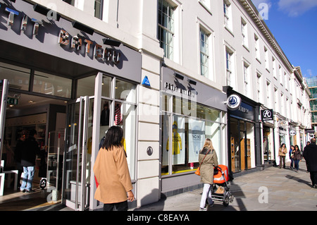 Fashion-Shops auf der Kings Road, Chelsea, Royal Borough of Kensington und Chelsea, London, Greater London, England, Vereinigtes Königreich Stockfoto