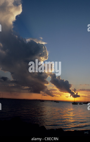 Sonnenuntergang über Meer von Cortez; La Paz, Baja California Sur, Mexiko Stockfoto