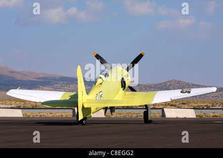 Hawker Sea Fury Furias wartet auf der Rampe während der 2011 Reno National Championship Air Races Stockfoto