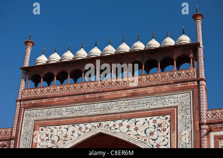 Das große Tor, Darwaza-i Rauza, The Taj Mahal Komplex, südliche Tor Eingang, Uttar Pradesh, Indien Stockfoto