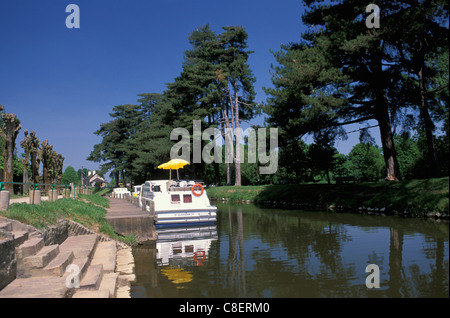 Canal de Nantes eine Brest, Riviere Ouest, Malestroit, Bretagne, Bretagne, Frankreich, Europa, Boot, Urlaub Stockfoto