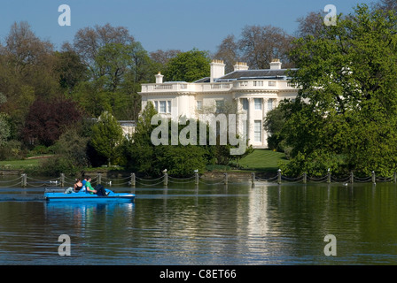 Die Holme, erbaut im 19. Jahrhundert, Teil des John Nashs ursprünglichen Park Layout, Regents Park, London, England, UK Stockfoto