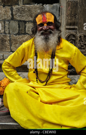 Porträt von Sadhu, Pashupatinath Tempel, UNESCO-Weltkulturerbe, Kathmandu, Nepal Stockfoto