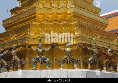 Wat Phra Kaeo, Grand Palace, altes, Stadt, Stadt, Bangkok, Thailand, Asien, goldene Statuen Stockfoto