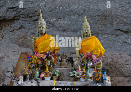 Buddhas, Religion, Tham Lod Yai, Höhle, Chaolem Rattanakosin, Nationalpark, Thailand, Asien, Stockfoto