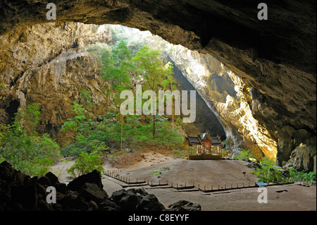 Phra, Thi, Nang, Guhu, Garihas, Royal Pavilion, Praya Nakhon, Höhle, Khao Sam Roi Yod Marine, Nationalpark, in der Nähe von Hua Hin, Thail Stockfoto