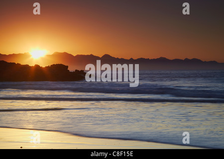 Sonnenaufgang in Plettenberg Bay, Western Cape, Südafrika Stockfoto
