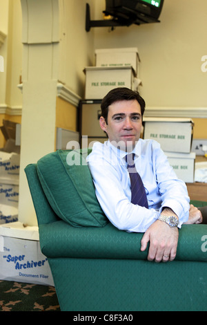 Andy Burnham, New Labour Schatten Staatssekretär für Gesundheit, House Of Commons Büro, Westminster, London, UK Stockfoto