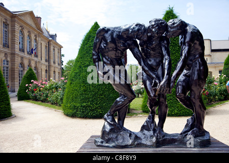 Les Trois Ombré (die drei Farbtöne, 1902-04, Bronzeskulptur, Gates of Hell, im Garten von Auguste Rodin Museum, Paris, Frankreich Stockfoto