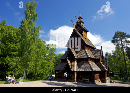 Gol des 13. Jahrhunderts Stavkirke (hölzerne Stabkirche, Norsk Folkemuseum (Volksmuseum, Bygdoy, Oslo, Norwegen, Skandinavien Stockfoto