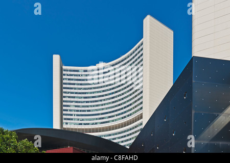 Der Bau von der International Atomic Energy Agency im Vienna International Center (VIC), bekannt allgemein als UNO-City-Österreich Stockfoto