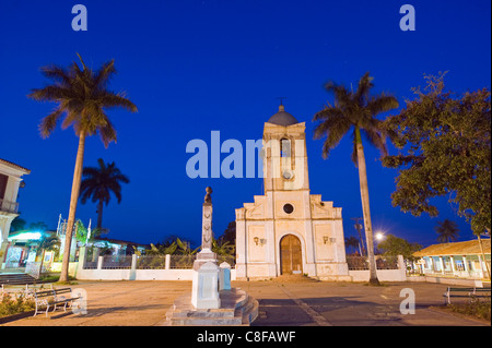 Vinales-Kirche auf dem Stadtplatz, UNESCO-Weltkulturerbe, Tal von Vinales, Kuba, Westindische Inseln, Karibik, Mittelamerika Stockfoto