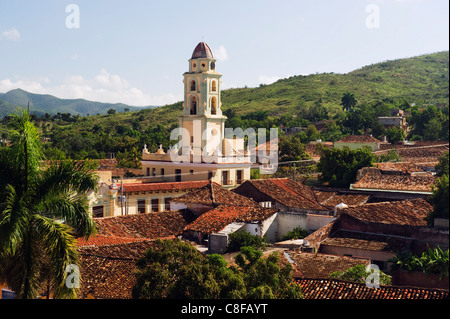 Glockenturm des Museo Nacional De La Lucha Contra Bandidos, Trinidad, UNESCO-Weltkulturerbe, Kuba, West Indies, Karibik Stockfoto