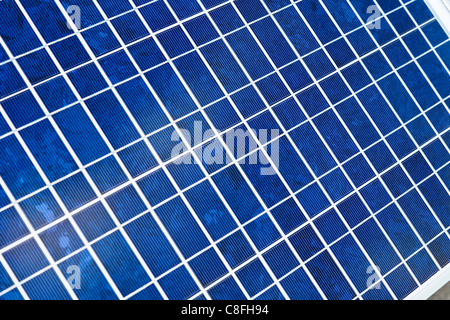 Nahaufnahme der Solar-Panel verwendet, um elektrische Stromerzeuger. Stockfoto