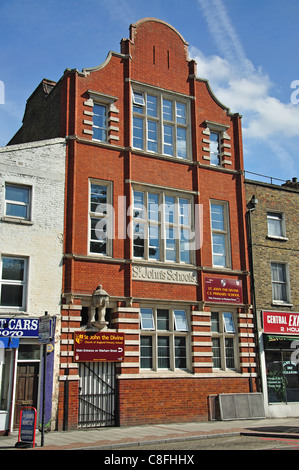 St. John's Primary School, Camberwell New Road, Camberwell, Londoner Stadtteil Southwark, London, England, Vereinigtes Königreich Stockfoto