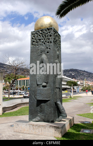 Statue am Strandpromenade Funchal Madeira Stockfoto