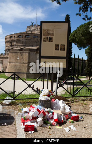 Müll St Angel Burg während der Feier der Seligsprechung von Papst John Paul II Vatikan Rom Stockfoto