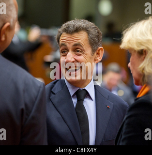 Abgebildet auf der Tagung des Europäischen Rates in Brüssel. Präsident Nicolas Sarkozy in Frankreich in heitere Stimmung. Foto: Peter Cavanagh. Stockfoto