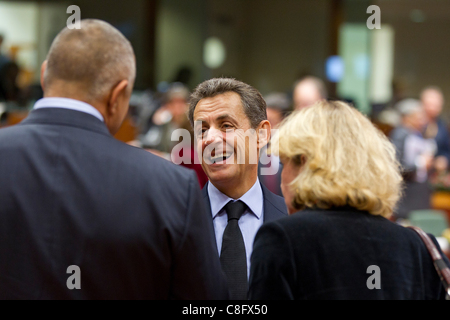 Abgebildet auf der Tagung des Europäischen Rates in Brüssel. Präsident Nicolas Sarkozy in Frankreich in heitere Stimmung. Foto: Peter Cavanagh. Stockfoto