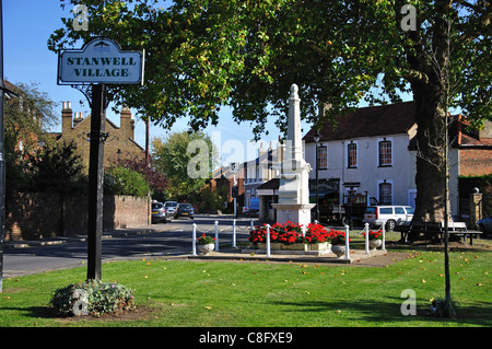 Dorfplatz, Stanwell Dorf, Surrey, England, Vereinigtes Königreich Stockfoto