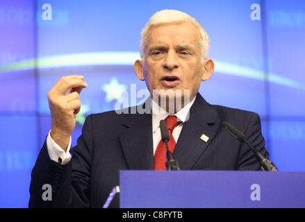 JERZY BUZEK, Präsident des Europäischen PARL 23. Oktober 2011 JUSTUS-LIPSIUS-Gebäude Brüssel Belgien Stockfoto