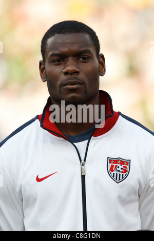 Maurice Edu der Vereinigten Staaten steht bei Team Einführungen vor 2010 FIFA World Cup-Gruppe C Spiel gegen Algerien. Stockfoto