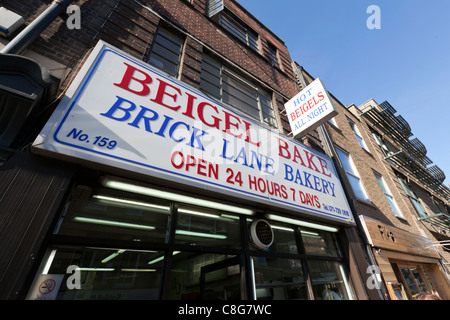 Brick Lane Beigel Bake, 24 Stunden am Tag 7 Tage pro Woche, London, England, UK. Stockfoto