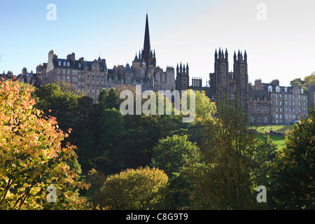 Die Altstadt von Princes Street Gardens, Edinburgh, Lothian, Schottland, Vereinigtes Königreich Stockfoto