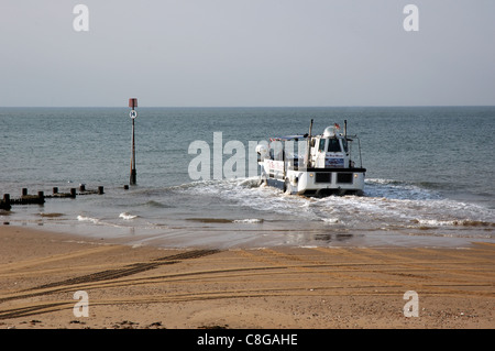 Wiley, das Waschen Monster amphibische Handwerk am Strand von Hunstanton in Norfolk Stockfoto