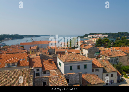 Blick über Porec aus dem 6. Jahrhundert, Euphrasius-Basilika, UNESCO-Weltkulturerbe, Porec, Istrien, Kroatien Stockfoto