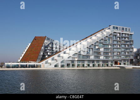 Die 8 Haus - durch die international bekannte und anerkannte Architekten, Bjarke Ingels Group groß ausgelegt. Moderne Architektur. Stockfoto