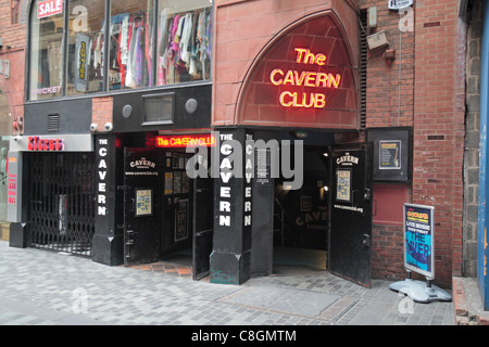 Außenansicht der Welt berühmten Cavern Club, wo die Beatles uraufgeführt, Liverpool, England. Stockfoto