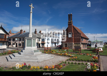 Die Moot Hall Museum am Markt Cross in Aldeburgh, Suffolk Stockfoto