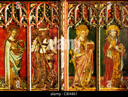 Filby, Norfolk, Lettner, St. Cecilia, George, Katharina von Alexandria, Peter männlich weiblich St. Heiligen der mittelalterlichen Englisch Stockfoto