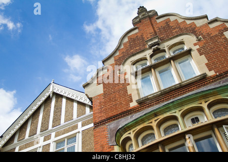 Die Fassade der Halle in Bletchley Park, wo die britische Codebreakers von Zweiter Weltkrieg, England Stockfoto