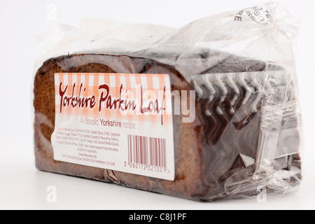 Cellophan verpackt und versiegelt Yorkshire Parkin Brot Kuchen Stockfoto