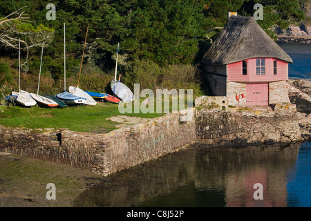 Bootshaus am Fluss Avon an Größe, South Devon Stockfoto