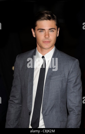 Zac Efron kommt für die UK-Premiere von "17 Again" am Leicester Square, London, 26. März 2009. Stockfoto