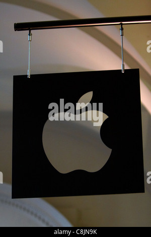 Gesamtansicht des Apple Store in Covent Garden Stockfoto