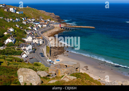 Blick über Sennen Cove, Penwith Halbinsel, Cornwall, England, UK, Europa Stockfoto