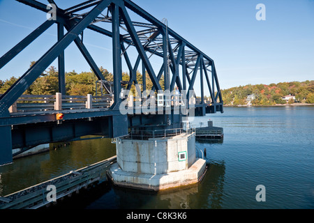 Rose Punkt Drehbrücke; Perry-Sound, Ontario; Kanada; Nord-Amerika Stockfoto