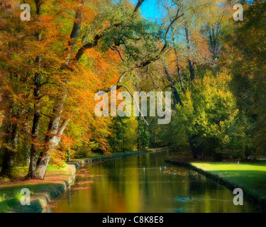 DE - Bayern: Herbst im Park von Schloss Nymphenburg, München Stockfoto