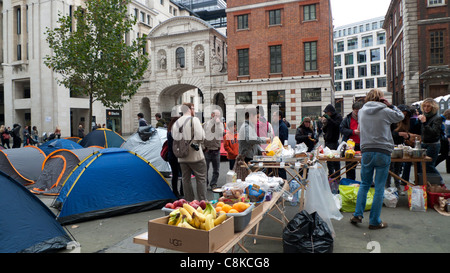 Londoner Börse Demonstranten besetzen, Zelte und kostenloses Essen Küche am St. Pauls Camp London Okt 2011 KATHY DEWITT Stockfoto