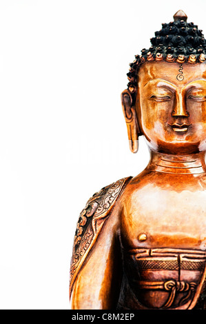 Buddha-Statue auf weißem Hintergrund Stockfoto