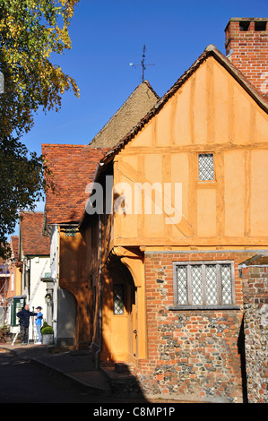 15. Jahrhundert kleine Halle, Marktplatz, Lavenham, Suffolk, England, Vereinigtes Königreich Stockfoto