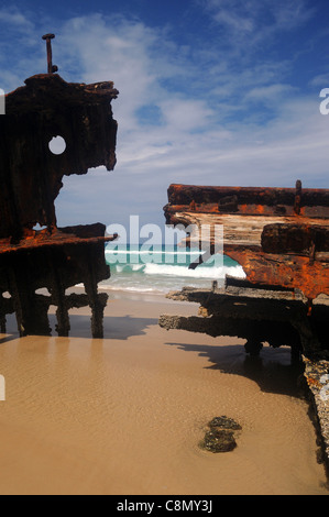 Rosten Wrack der Maheno am Oststrand von Fraser Island World Heritage Area, Queensland, Australien Stockfoto