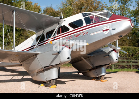 Shuttleworth Vertrauen besaß de Havilland DH.89a Dragon Rapide in den Farben trug es in den 1950er Jahren für British European Airways fliegen. Stockfoto